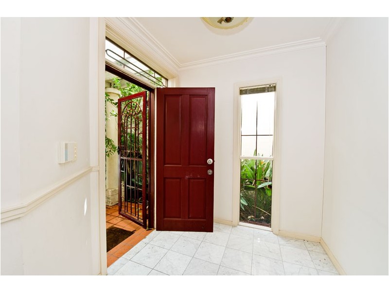 87 Brompton Road, Kensington NSW 2033