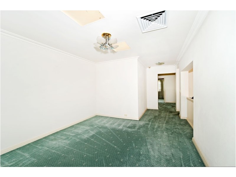 87 Brompton Road, Kensington NSW 2033