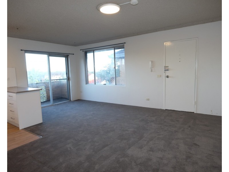 11/2-4 London Street, Campsie NSW 2194