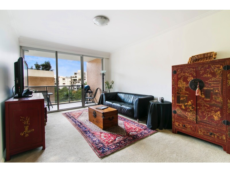 62/788 Bourke Street, Waterloo NSW 2017