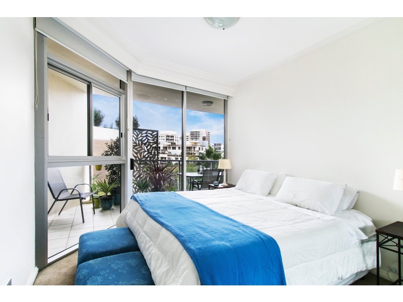 62/788 Bourke Street, Waterloo NSW 2017