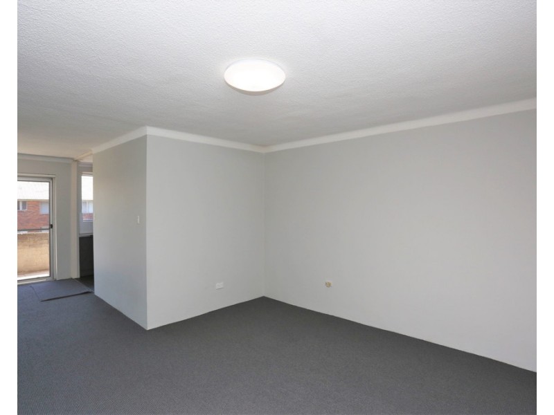 18/11 Grace Campbell Crescent, Hillsdale NSW 2036