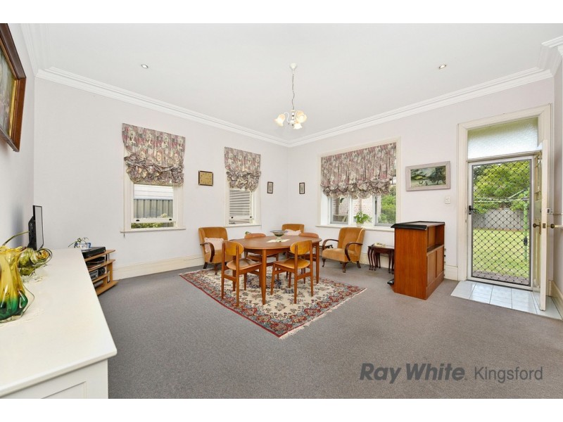 32 Mcdougall Street, Kensington NSW 2033