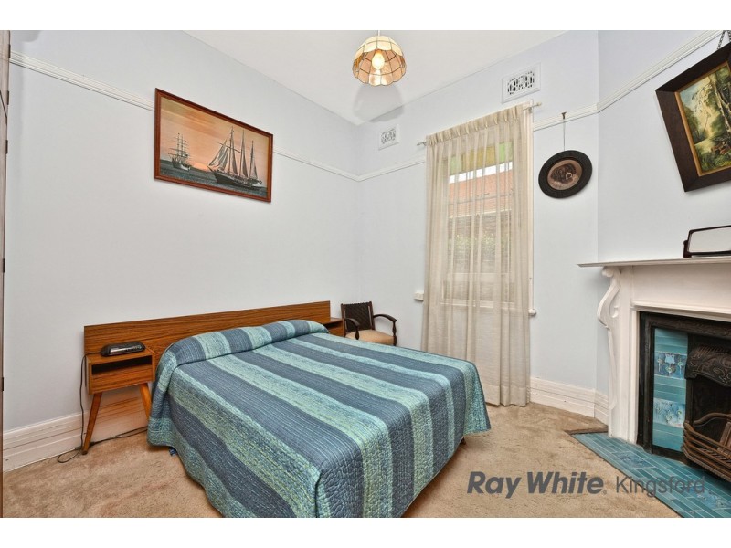 32 Mcdougall Street, Kensington NSW 2033