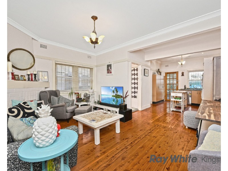 40 Hollands Avenue, Marrickville NSW 2204