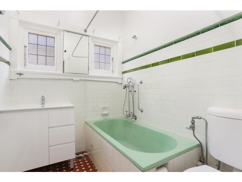 41 Day Avenue, Kensington NSW 2033