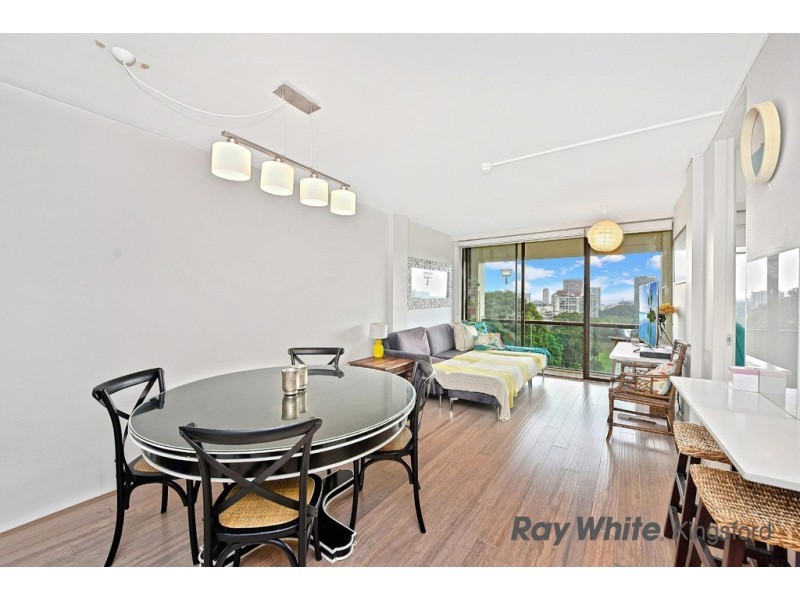 25/20 Boronia Street, Kensington NSW 2033