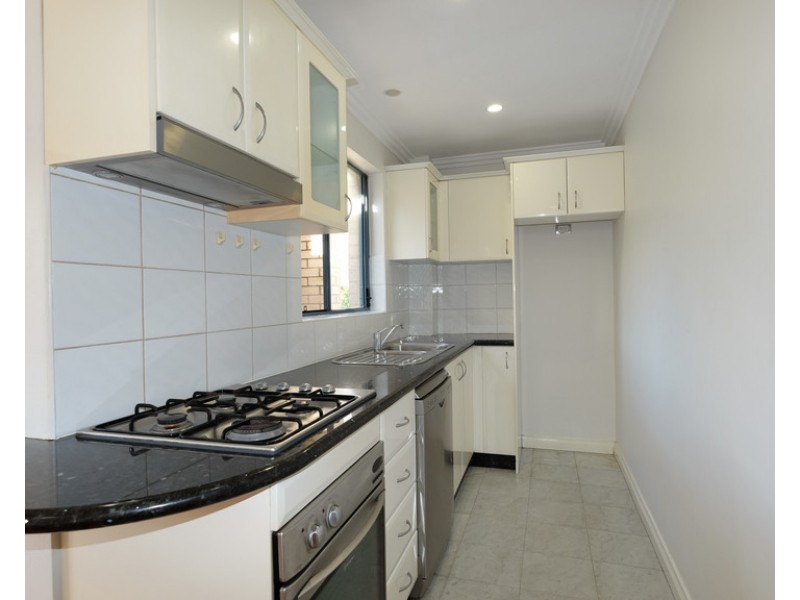 18/48-50 Boronia Street, Kensington NSW 2033