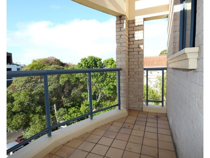 18/48-50 Boronia Street, Kensington NSW 2033