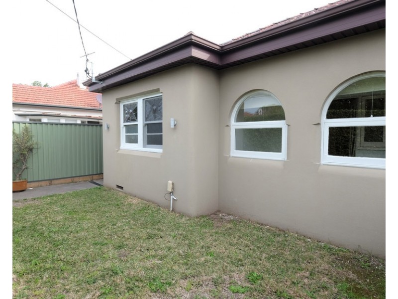 2 Walker Ave, Mascot NSW 2020