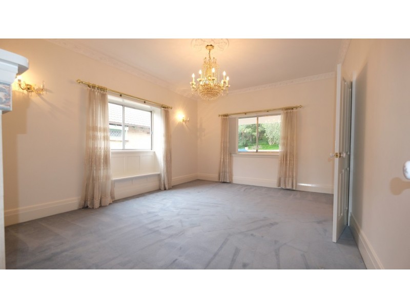 6 Roma Avenue, Kensington NSW 2033