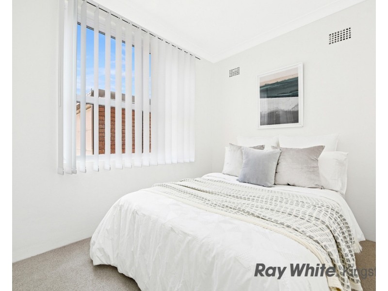 2/1 Gray Crescent, Eastlakes NSW 2018
