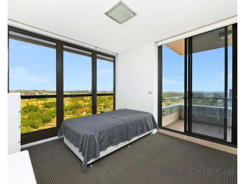 2015/20 Gadigal Avenue, Zetland NSW 2017