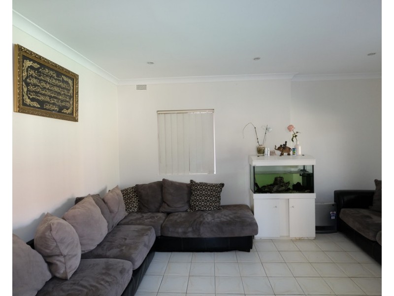 1 Henley Street, Rosebery NSW 2018