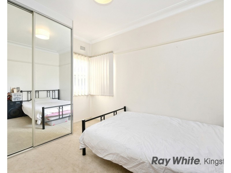 8 Forshaw Ave, Peakhurst NSW 2210