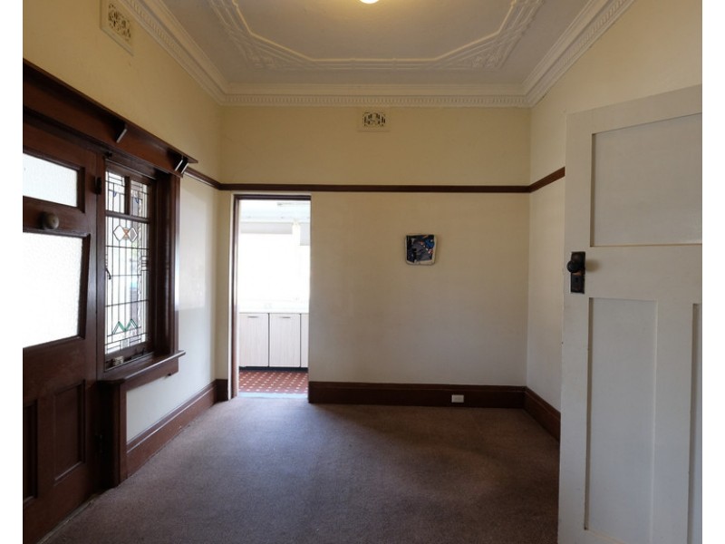 34 Day Avenue, Kensington NSW 2033