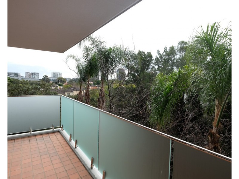 303/1-7 Gloucester Pl, Kensington NSW 2033