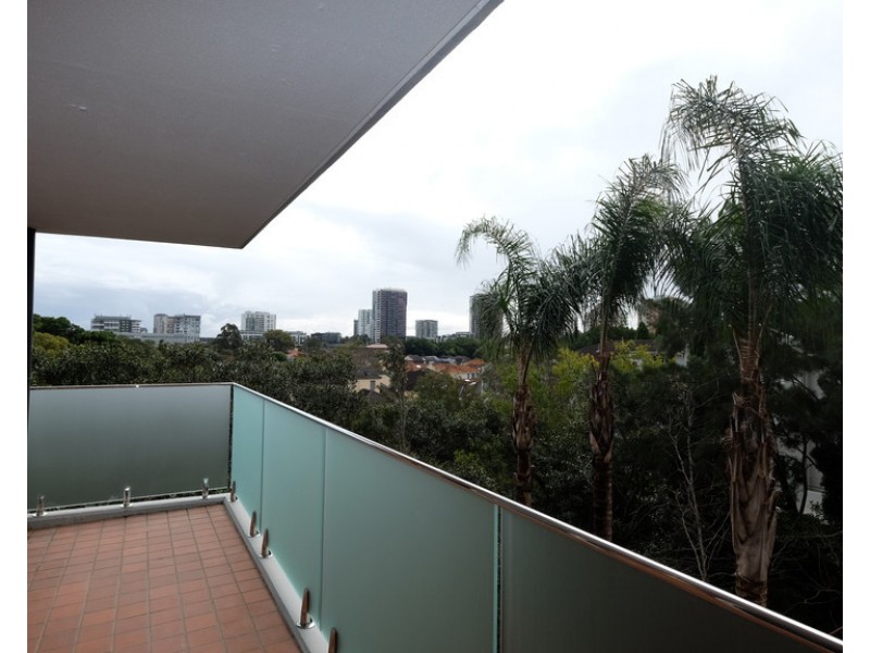 303/1-7 Gloucester Pl, Kensington NSW 2033