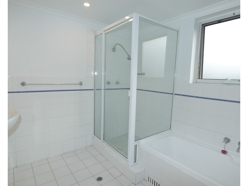 303/1-7 Gloucester Pl, Kensington NSW 2033