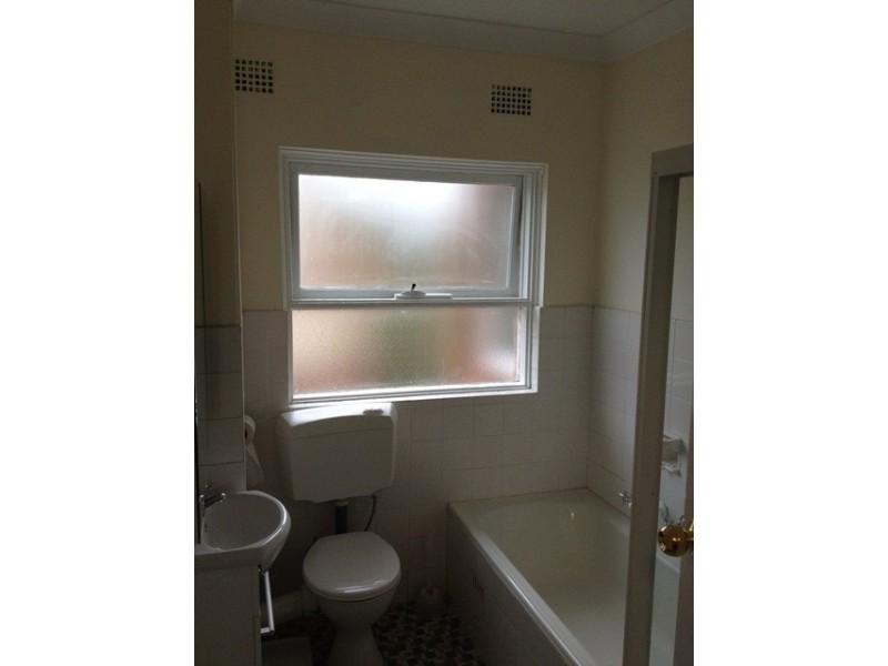 6/2 O’ Rourke Crescent, Eastlakes NSW 2018