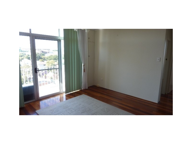 56 Anzac Parade, Kensington NSW 2033