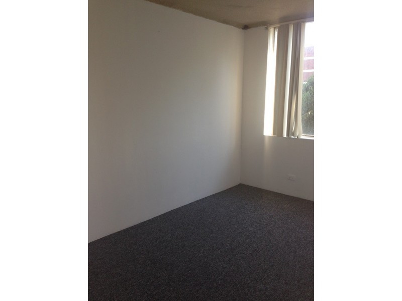 28 Evans Ave, Eastlakes NSW 2018