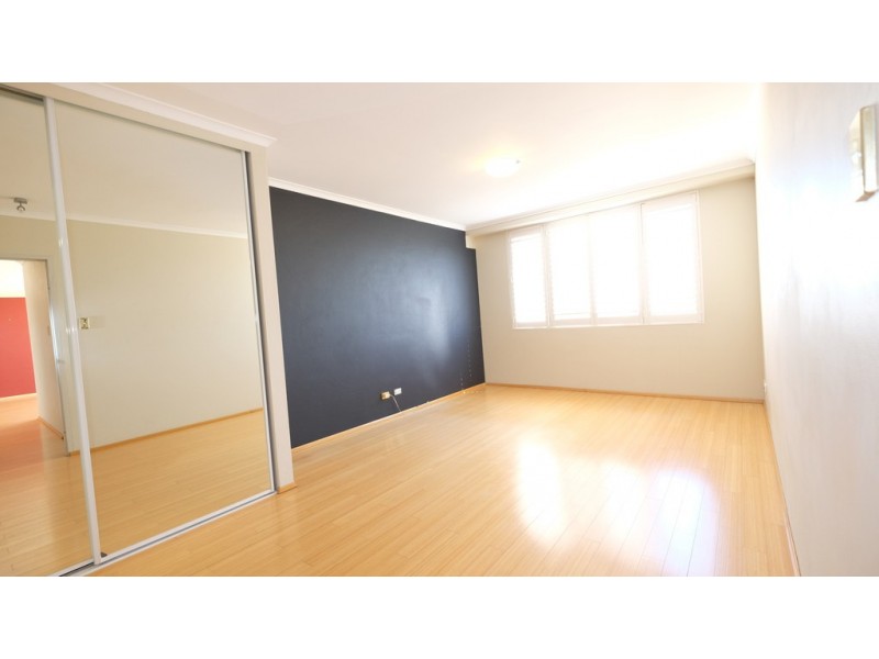 284/83 Dalmeny Avenue, Rosebery NSW 2018