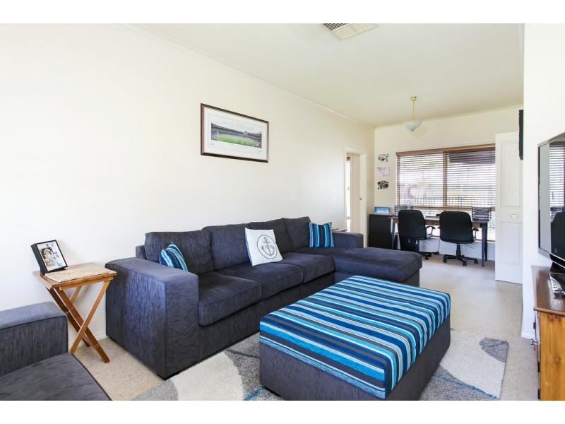 24 Abberton Street, Flagstaff Hill SA 5159