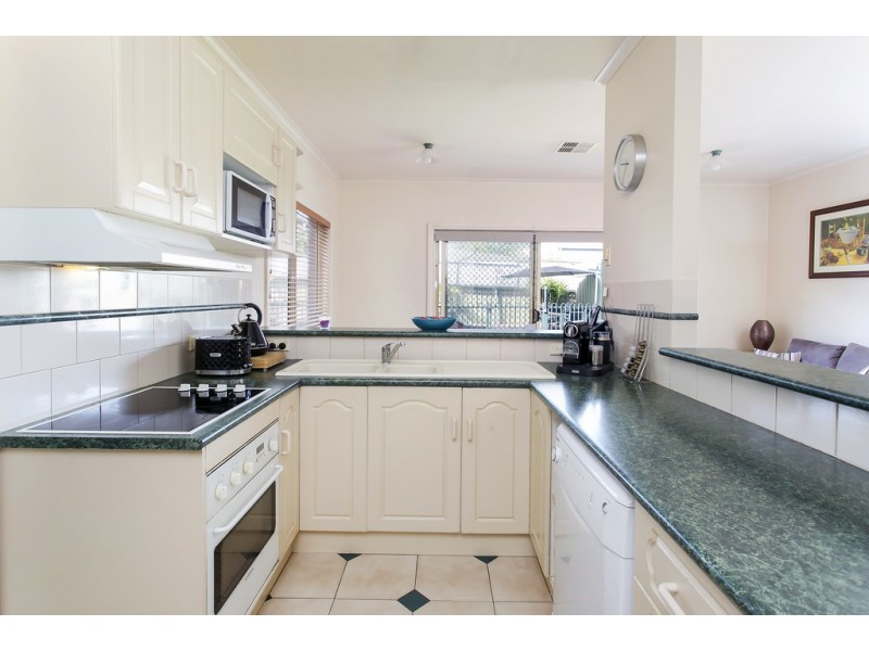 24 Abberton Street, Flagstaff Hill SA 5159