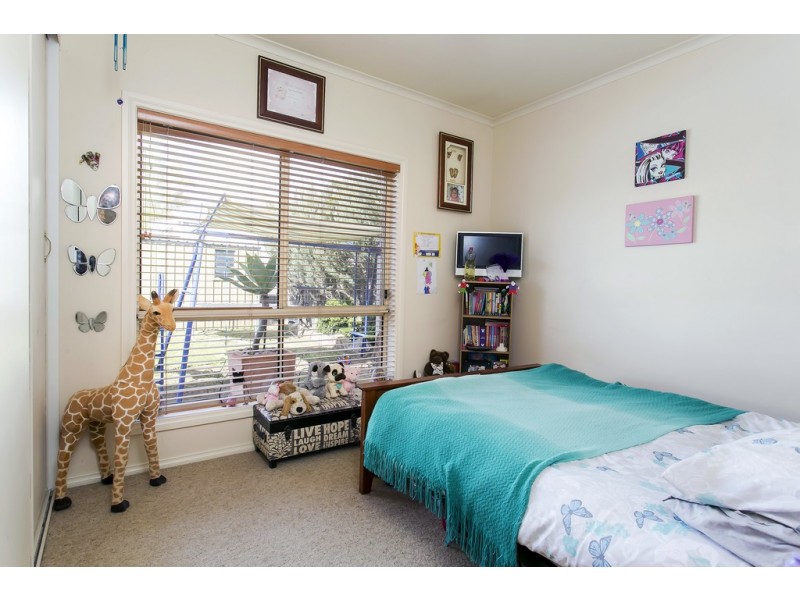 24 Abberton Street, Flagstaff Hill SA 5159