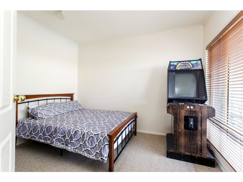 24 Abberton Street, Flagstaff Hill SA 5159