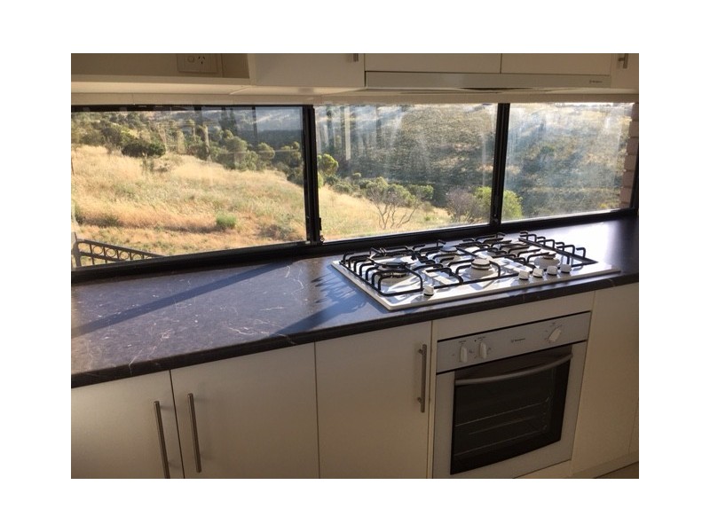 11 HARRIER COURT, Darlington SA 5047