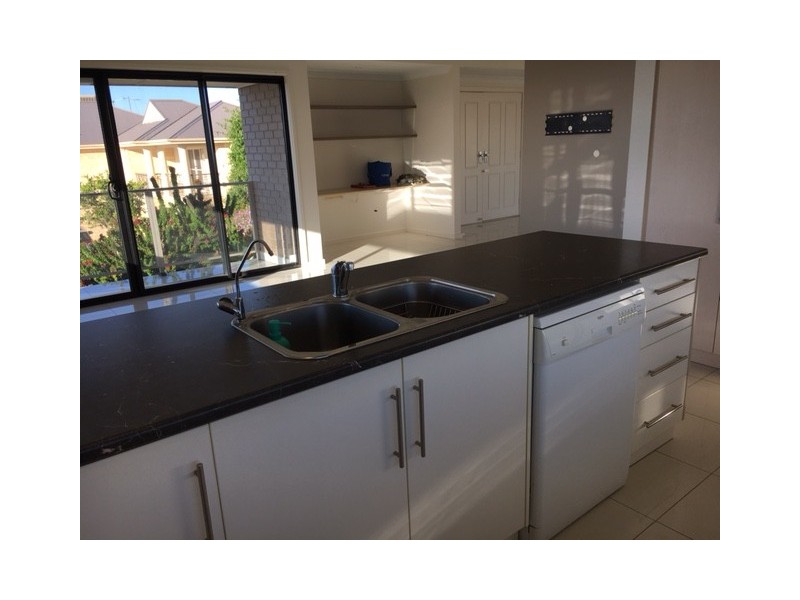 11 HARRIER COURT, Darlington SA 5047