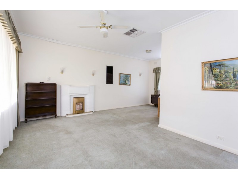 38 John Street, Flinders Park SA 5025