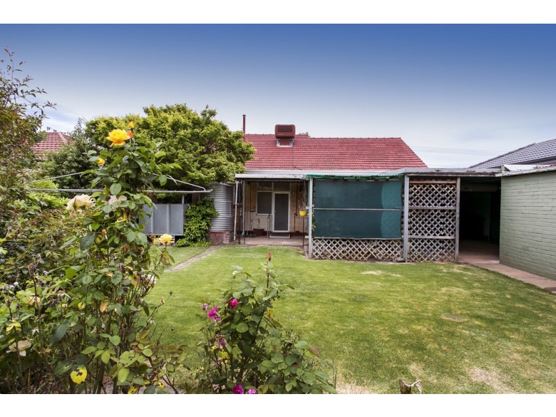 38 John Street, Flinders Park SA 5025