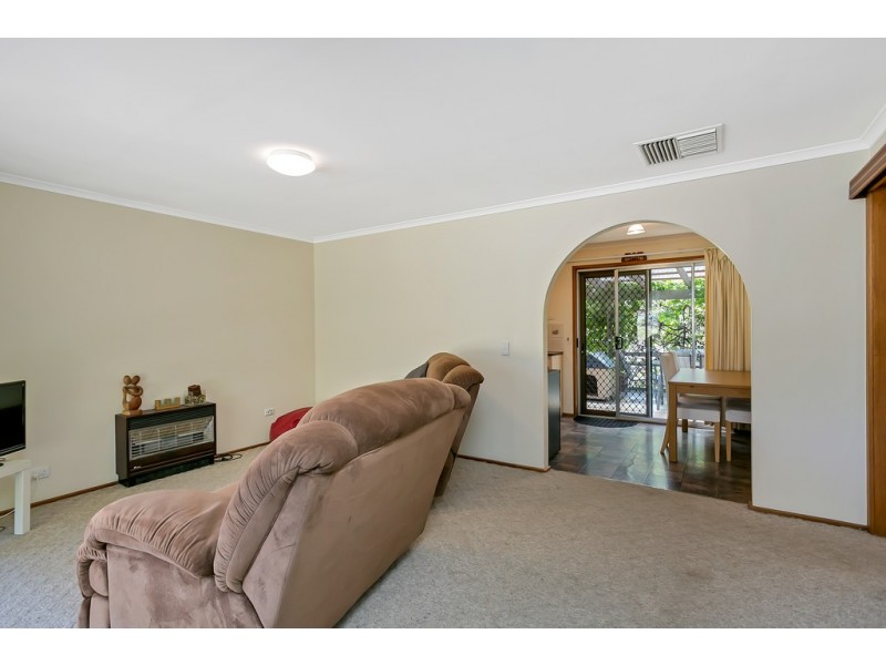 25 Fraser Avenue, Happy Valley SA 5159