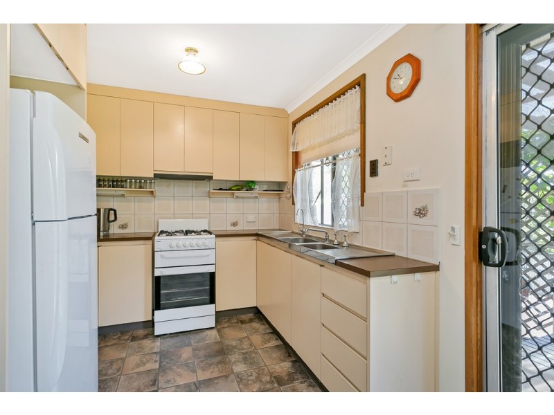 25 Fraser Avenue, Happy Valley SA 5159