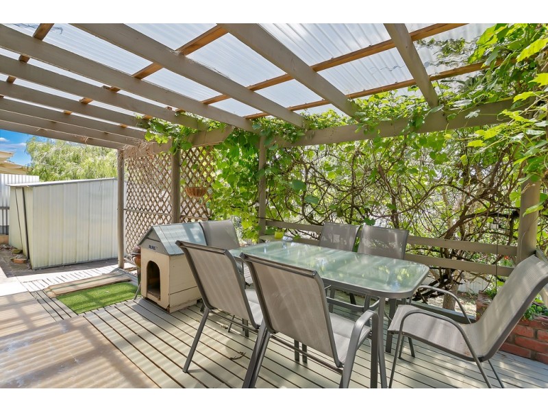 25 Fraser Avenue, Happy Valley SA 5159