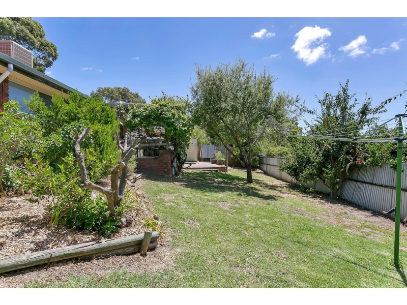 25 Fraser Avenue, Happy Valley SA 5159