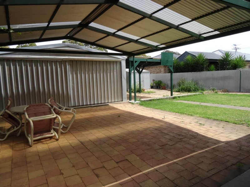 38 DWYER ROAD, Oaklands Park SA 5046