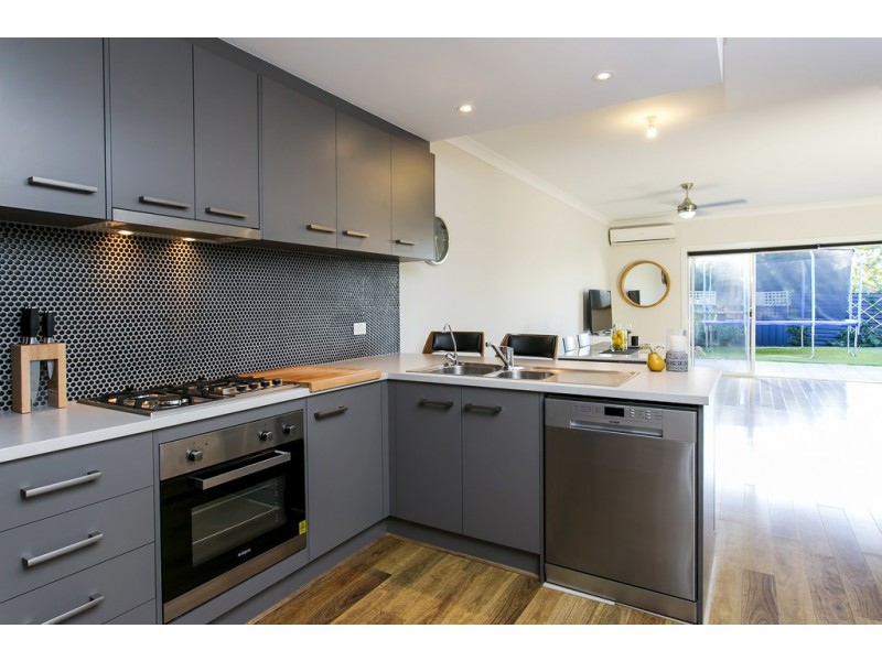 39 Russell Avenue, Seacombe Gardens SA 5047