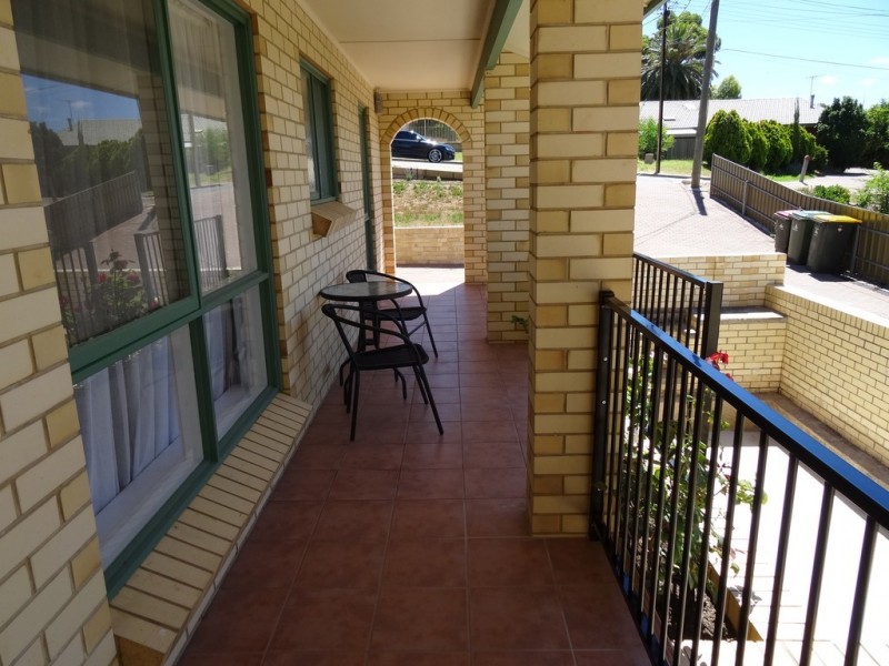 18 WEST STREET, Seacliff Park SA 5049