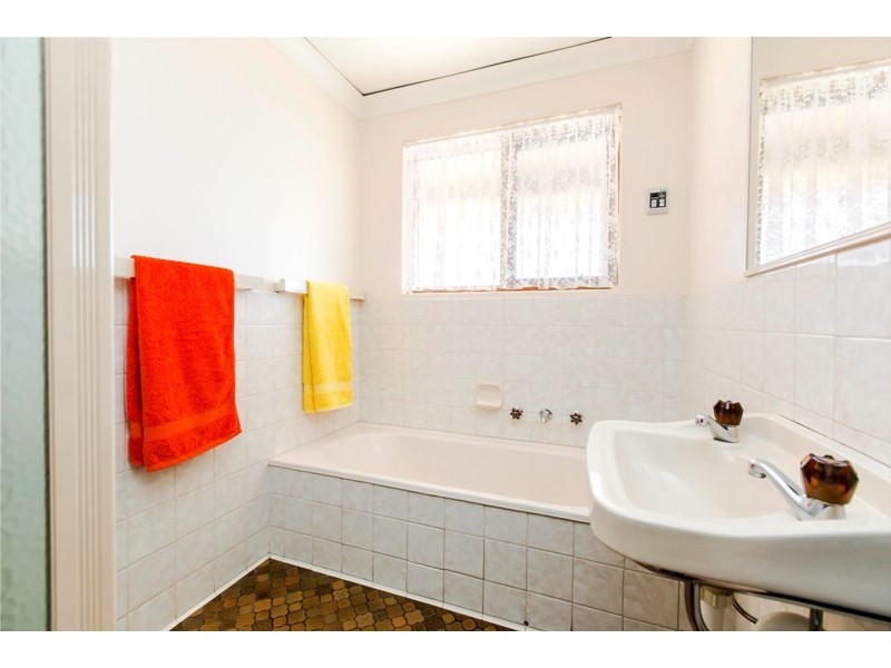 18 WEST STREET, Seacliff Park SA 5049