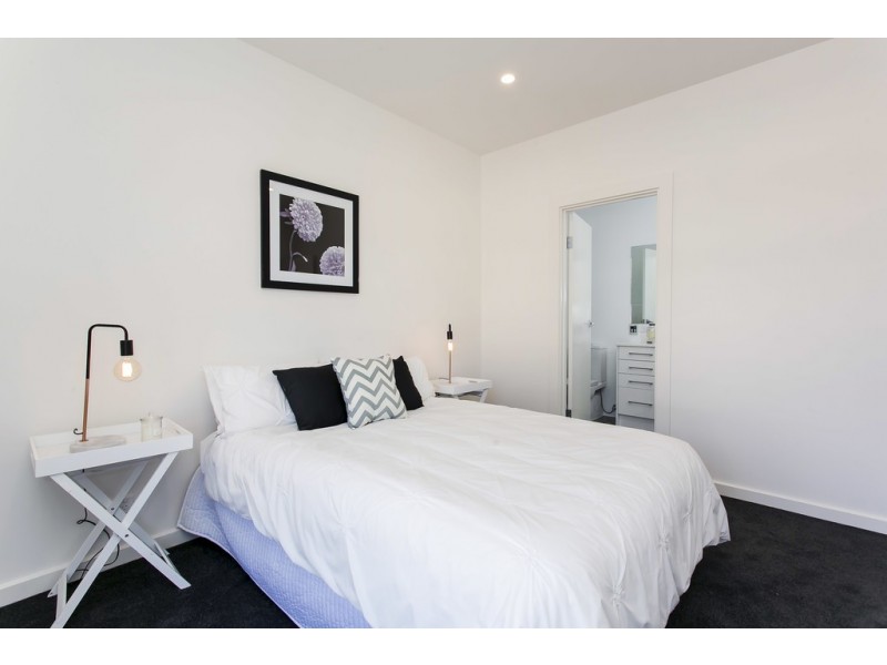 4A KINGSTON AVENUE, Seacombe Gardens SA 5047