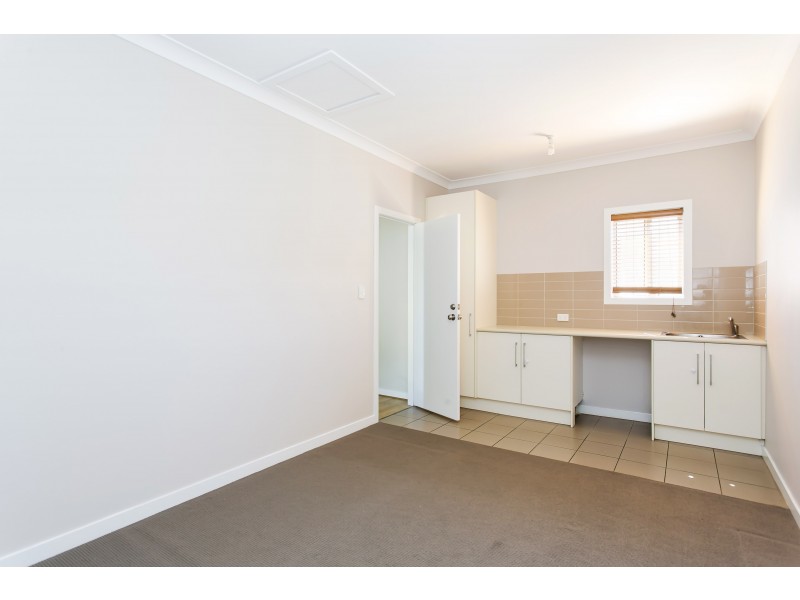 13B Albany Close, Oaklands Park SA 5046