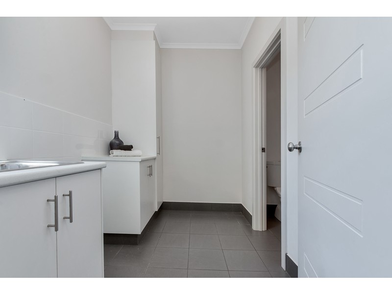 6 Chianti Lane, Mawson Lakes SA 5095