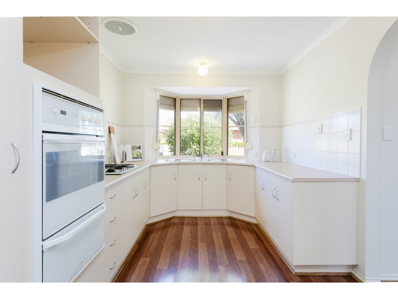 1A Fourth Avenue, Warradale SA 5046