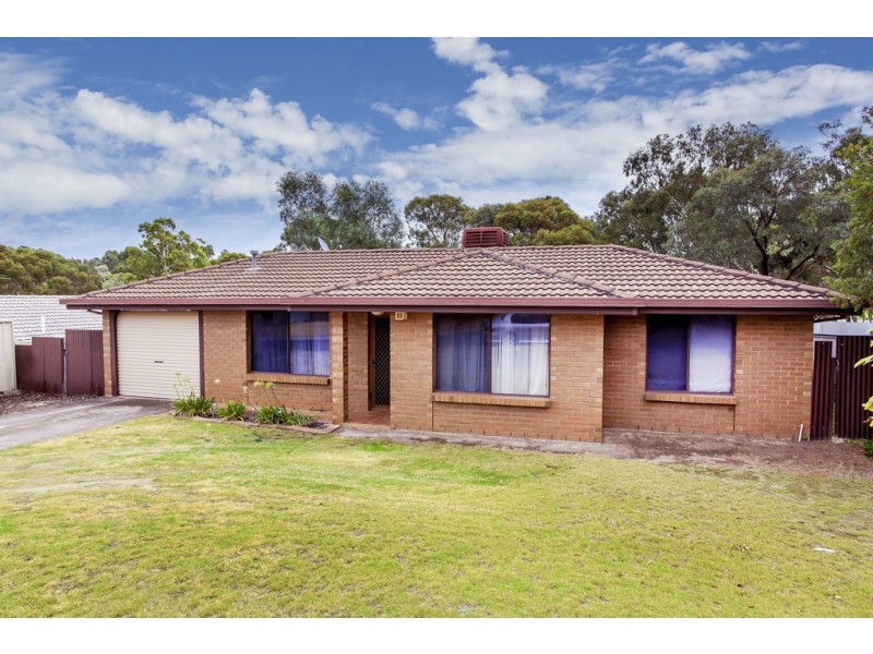 21 Lorne Crescent, Huntfield Heights SA 5163