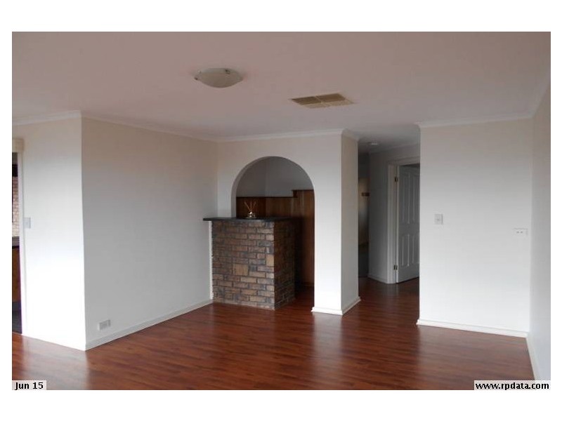 30 NEEANGARRA CRESCENT, Hallett Cove SA 5158