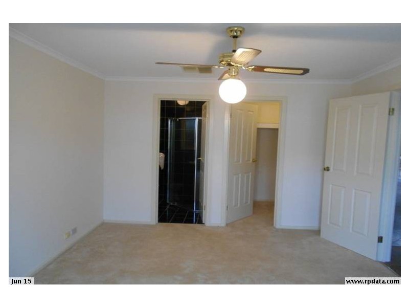 30 NEEANGARRA CRESCENT, Hallett Cove SA 5158